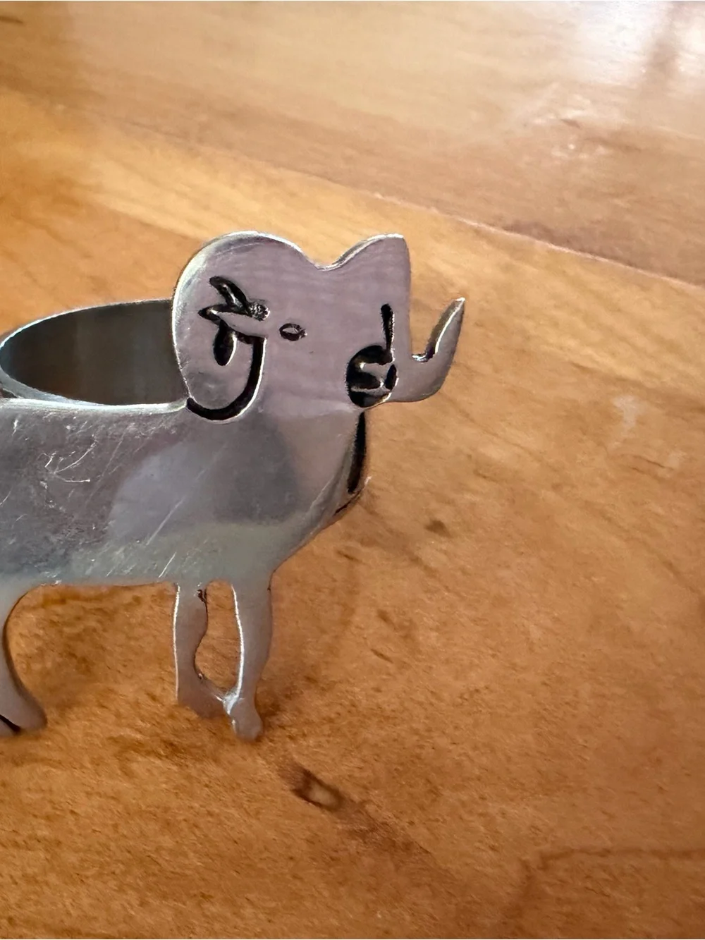 Pier One Cabincore Animal Napkin Rings Set of 4 Polished Silver Tone Metal